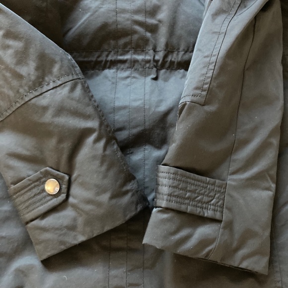 Banana Republic women’s small winter jacket - Picture 9 of 9